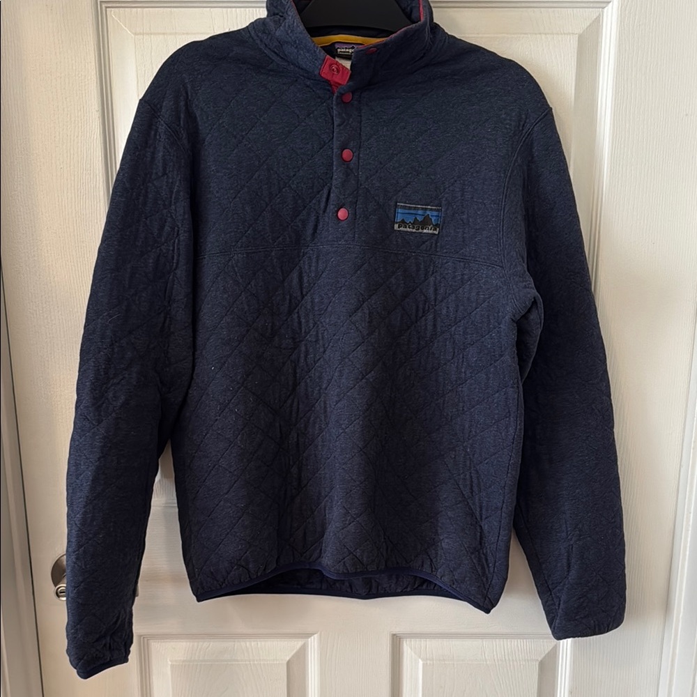 Patagonia Men's Navy Sweater